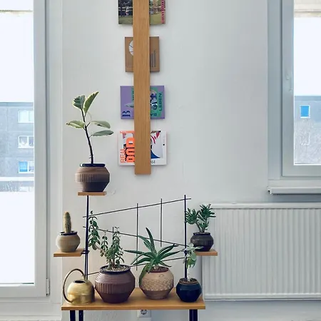 Апартаменты Ostloft - Plattenbauappartement In *